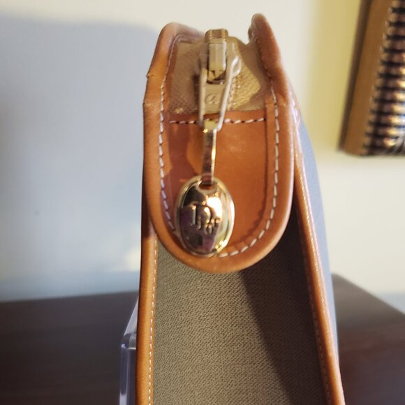 Christian Dior Clutch in Excellent Condition! Awesome! - Picture 8 of 13